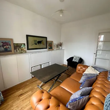 Apartament Air Conditioning - Metro 14 - Charming Traditional Style And Modern Access 10 Mn Away From Center Of Paris